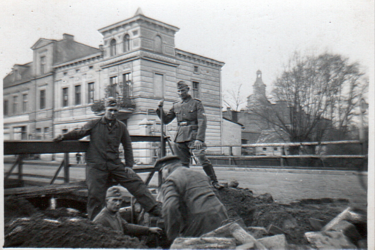 Remont jednego z mostów na Obrze w 1939 r.