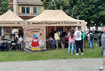 Fotorelacja z kreatywnych zabaw z Herbkiem